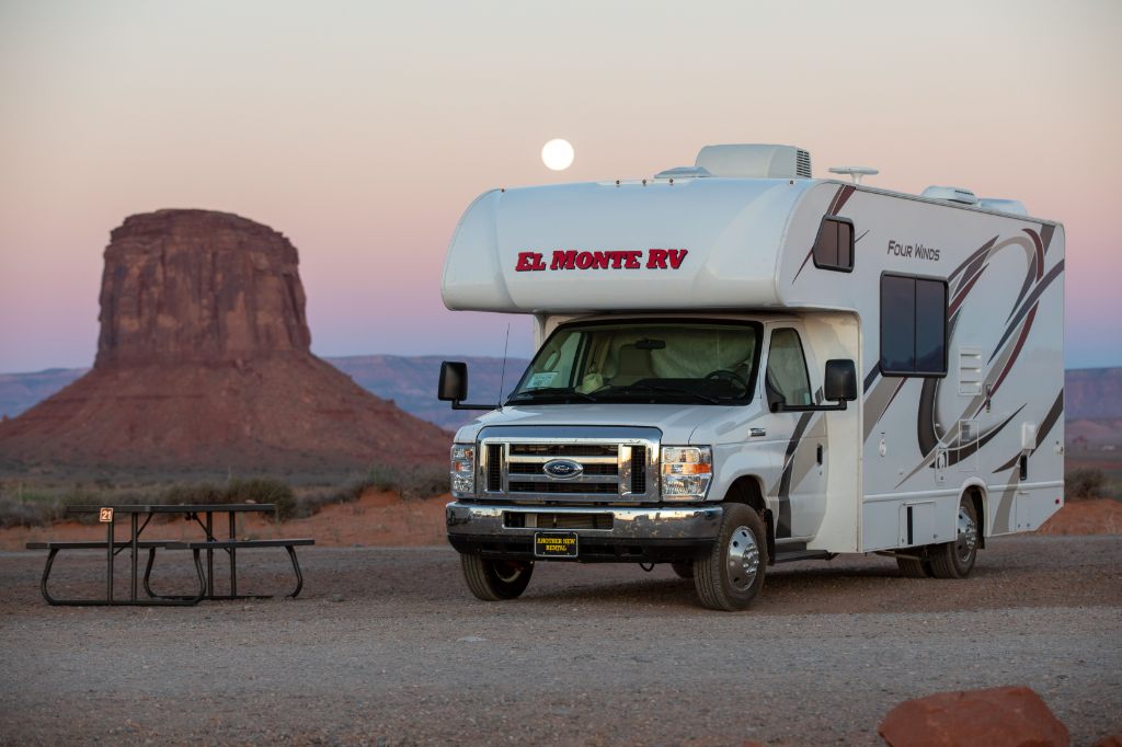 Monument Valley El Monte | camper-boeken.nl